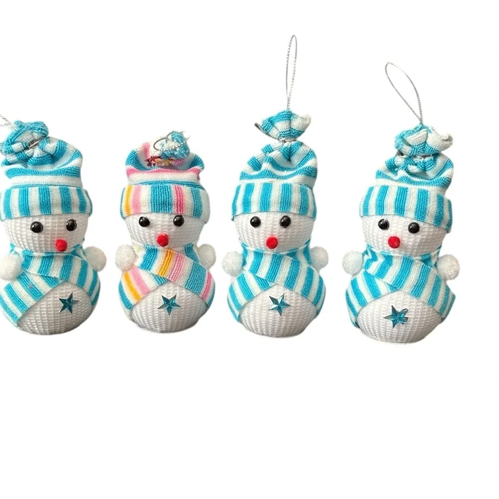 4 SNOWMAN ORNAMENTS‎
